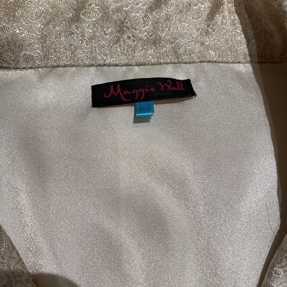 Elegant Silk Jacket MAGGIE WALT DEDIGN - Picture 14 of 16